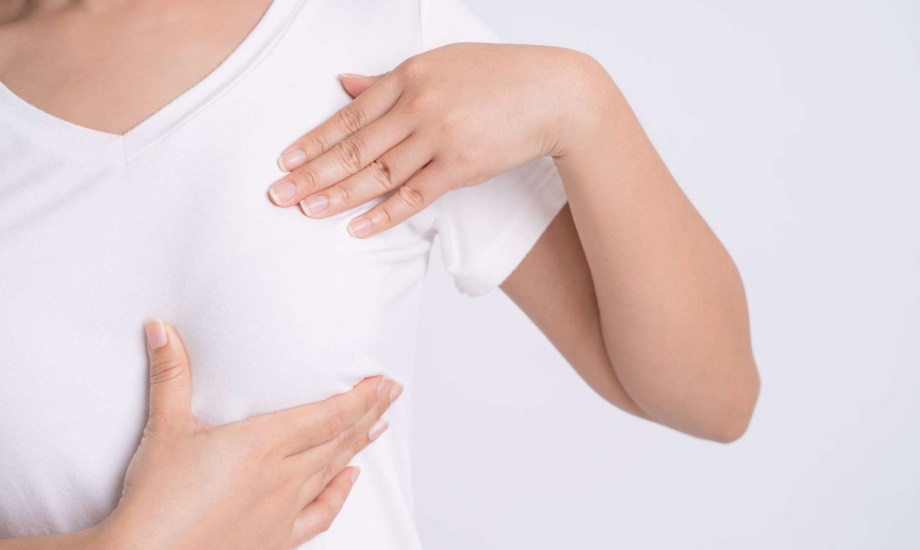 عدم تناسق الثديين