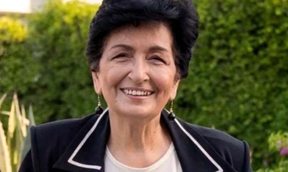 الفنانة إنعام الجريتلي