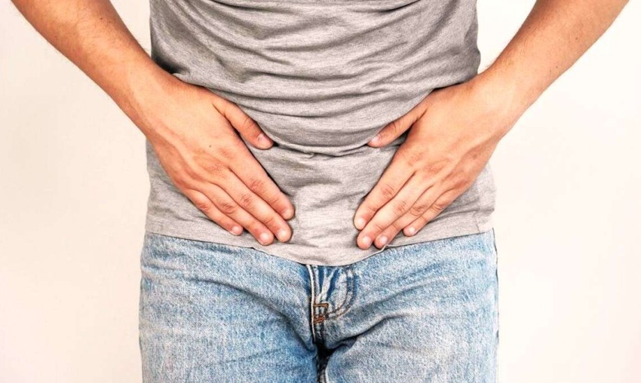 رجل مصاب بسرطان الخصية