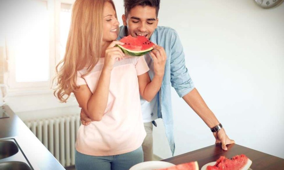 البطيخ يحسن الصحة الجنسية للرجال