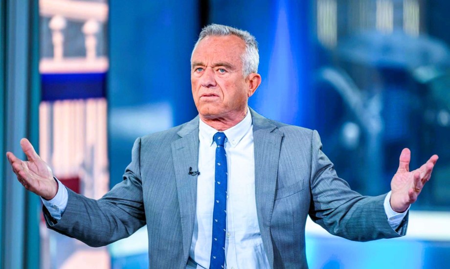 إصابة روبرت كينيدي بديدان طفيلية في الدماغ