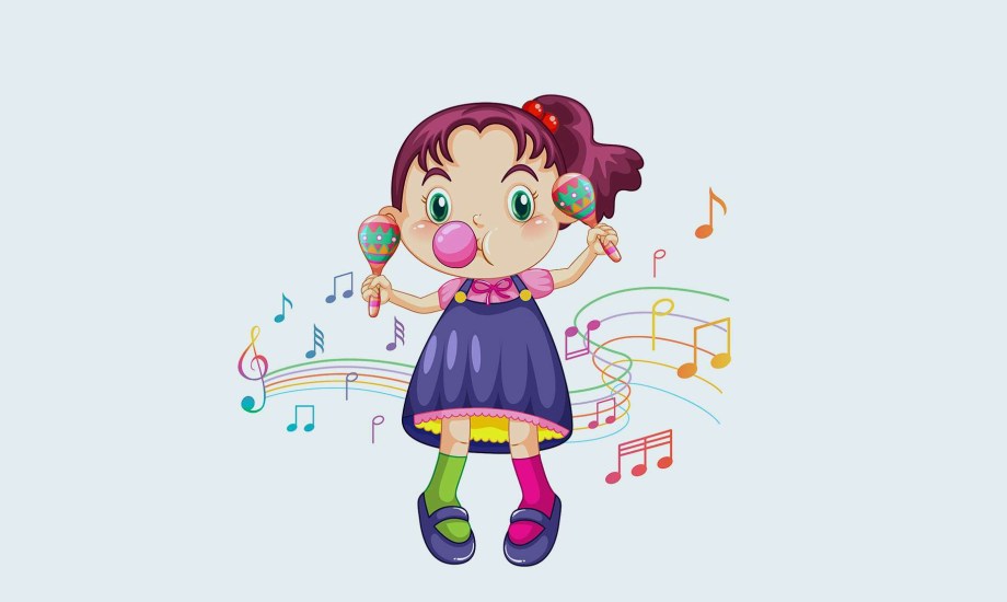 طفلة تمضغ علكة