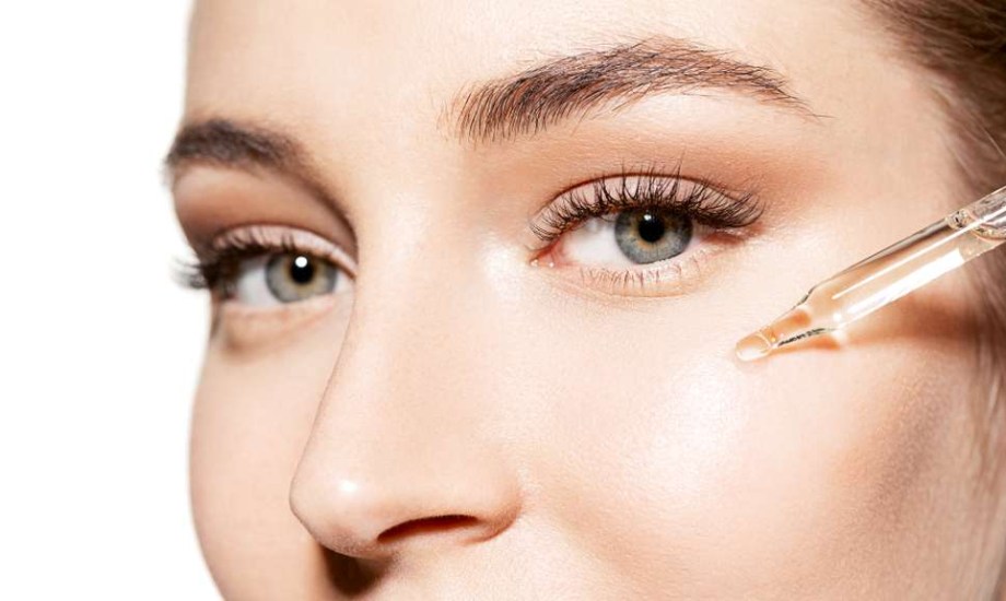 فيتامينات لتعزيز نضارة البشرة