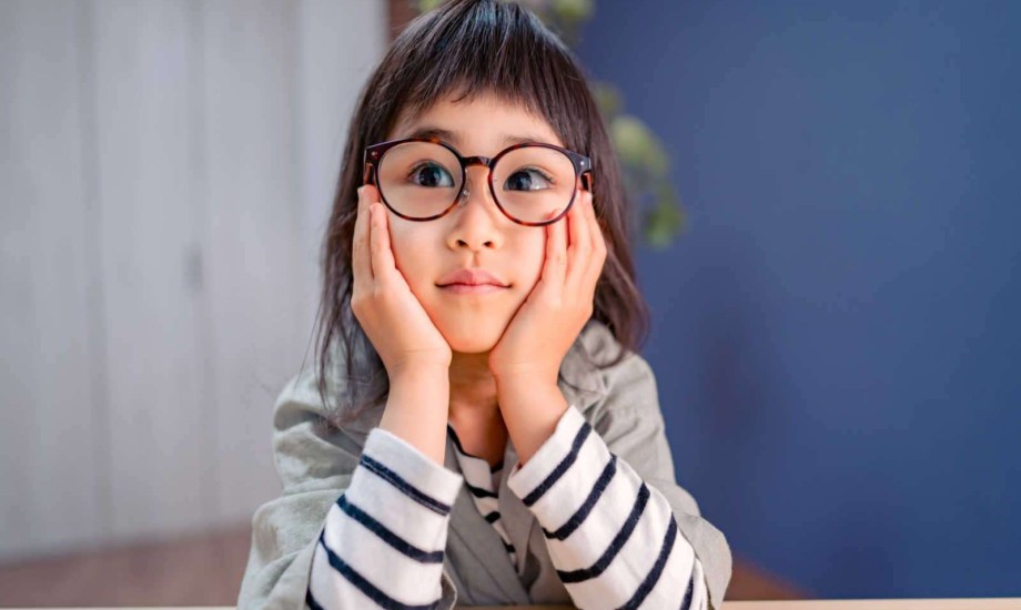 6 أعراض لإصابة الطفل بالحول أو العين الكسولة