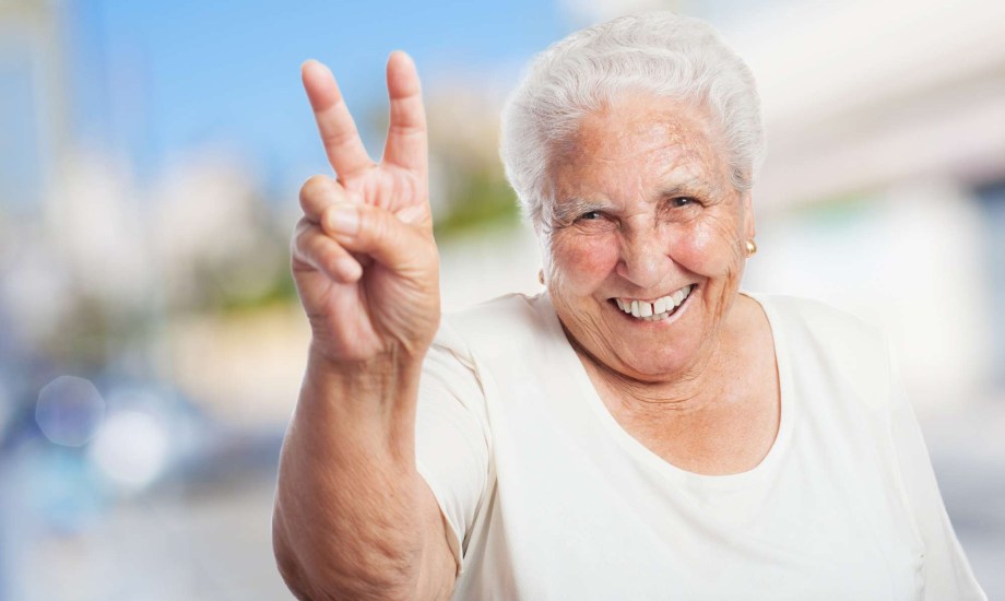 10 حلول سحرية لمكافحة التهاب الشيخوخة