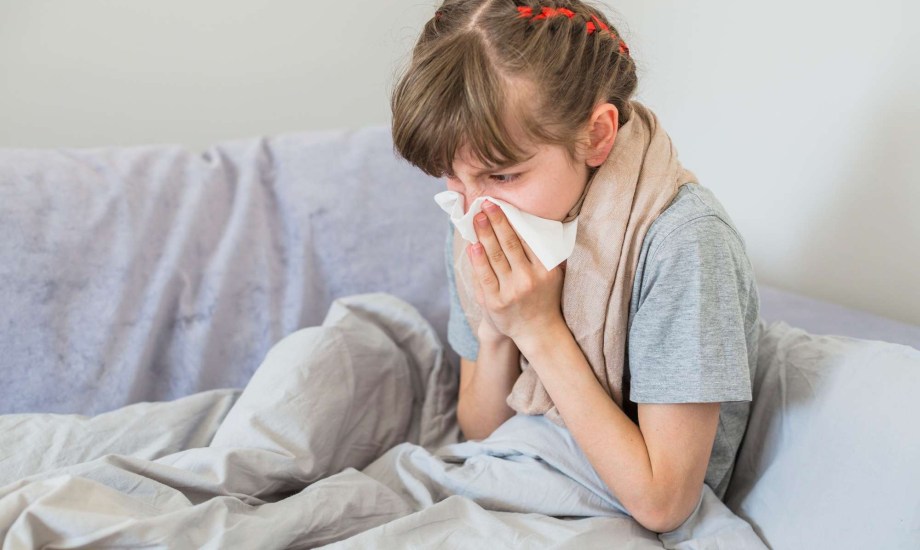 6 حلول تساعد طفلك على التخلص من الزكام