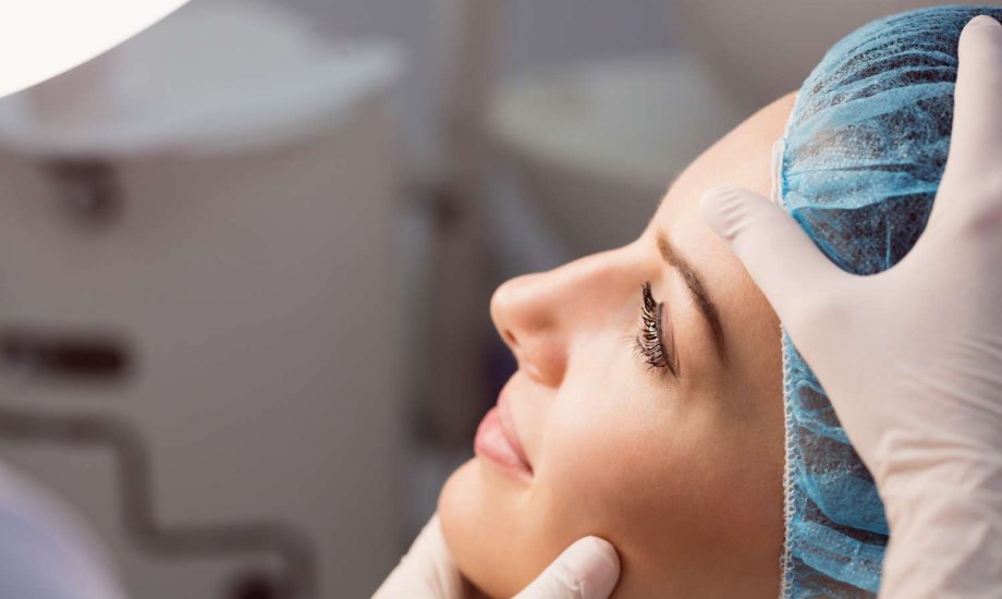 عملية تجميل للأنف