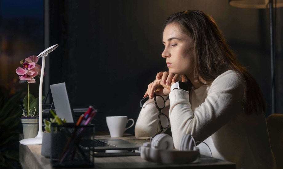 6 مشاكل صحية يسببها الشيفت المسائي