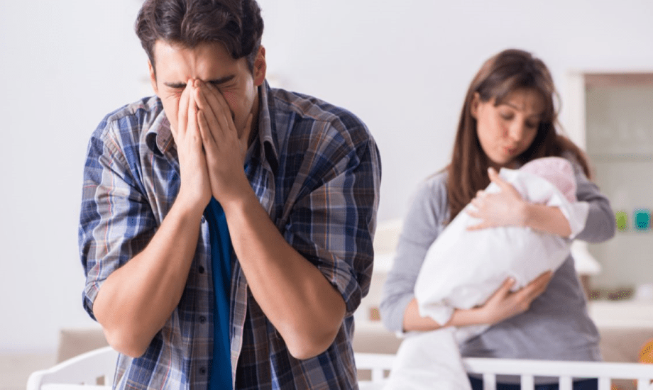 اكتئاب ما بعد الولادة عند الرجال