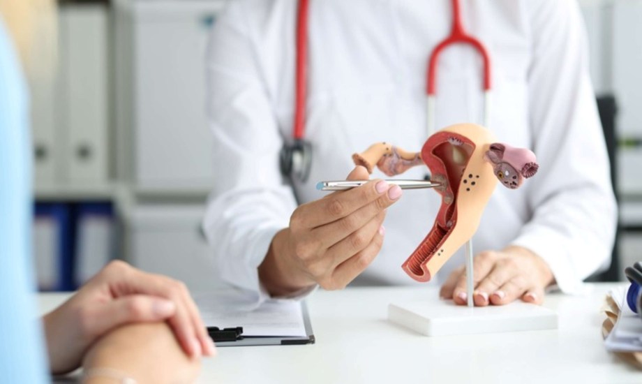 استئصال الرحم عبر المهبل أو البطن