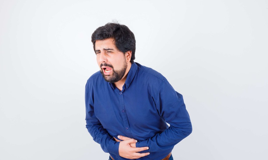 أسباب آلام أسفل البطن عند الرجال