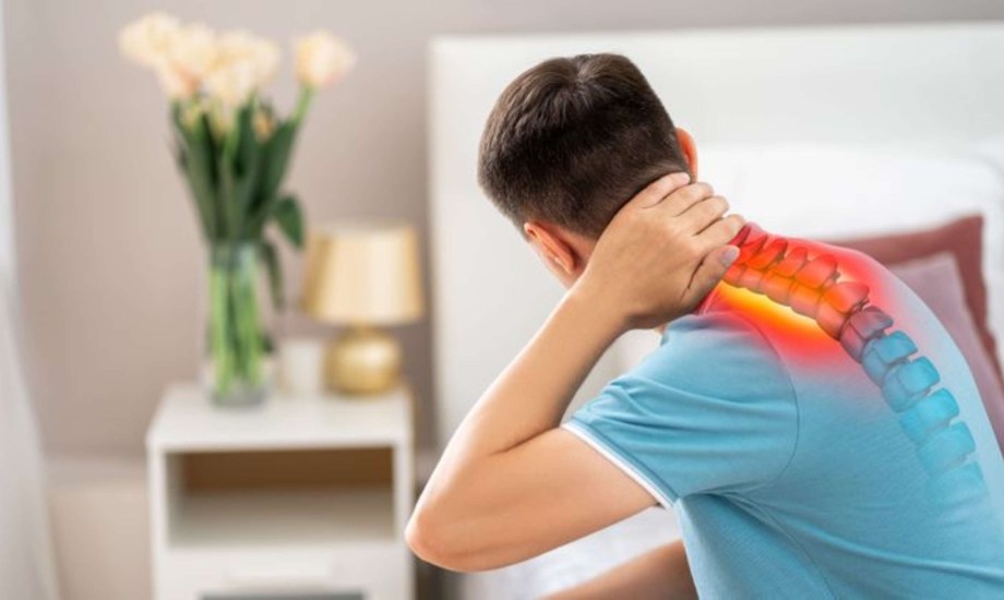 أعراض وأسباب للإصابة بآلام الرقبة النفسية 