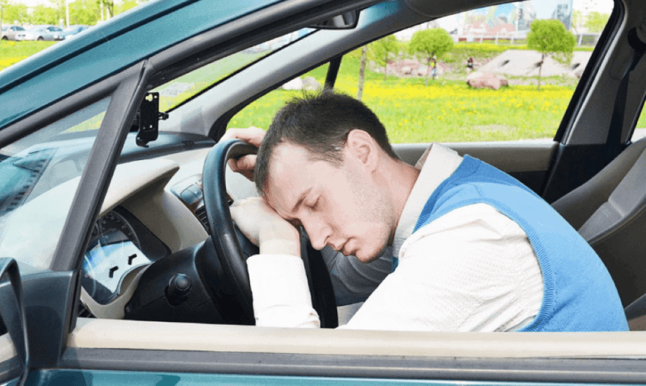 مخاطر مكيف الهواء بالسيارة