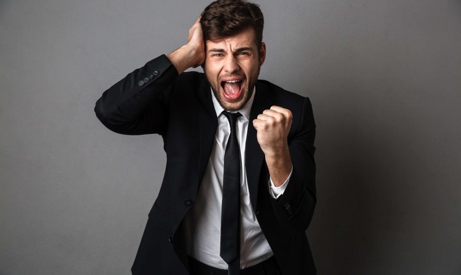 ماذا يحدث عند زيادة هرمون الإستروجين لدى الرجال؟