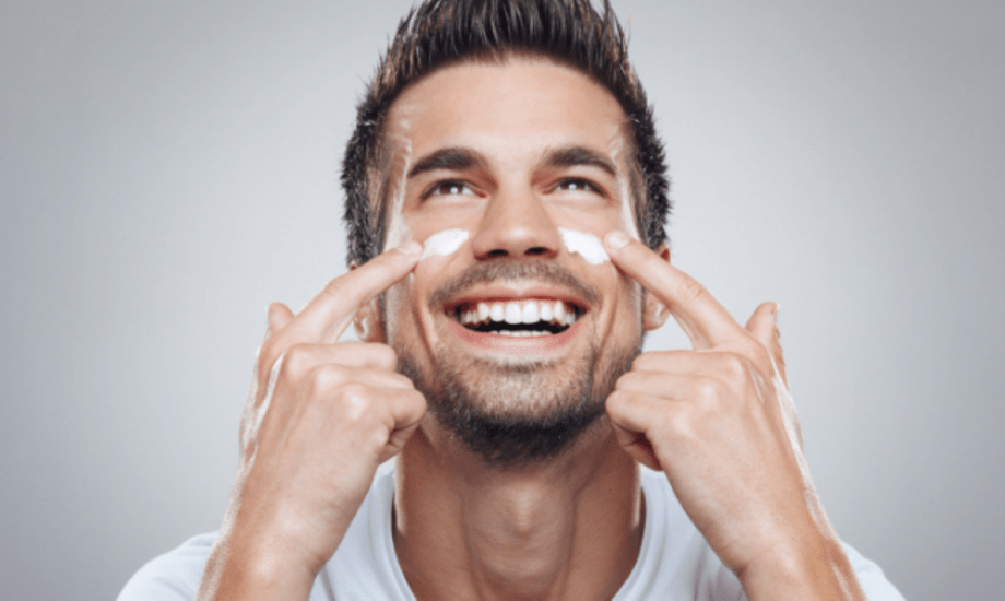 العناية بالبشرة للرجال