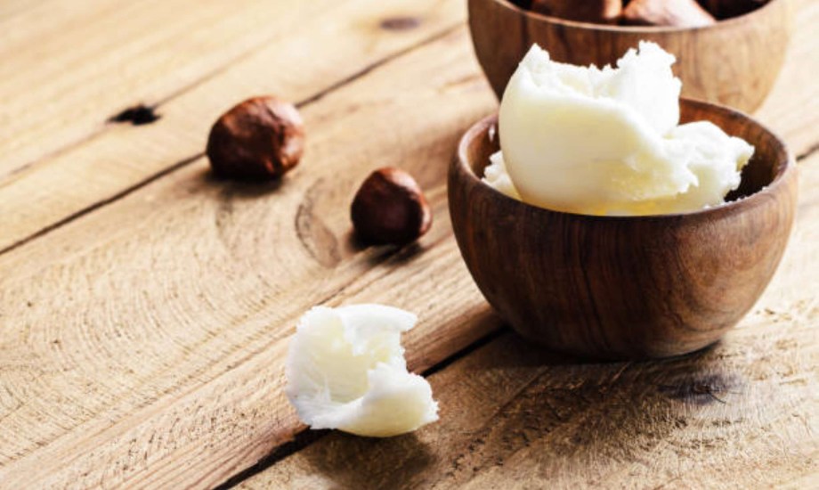 فوائد زبدة الشيا للبشرة والشعر