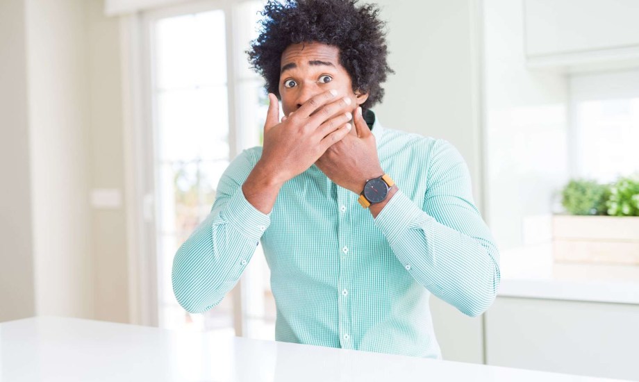 العلاقة بين ارتجاع المرئ والحازوقة والعلاج المناسب