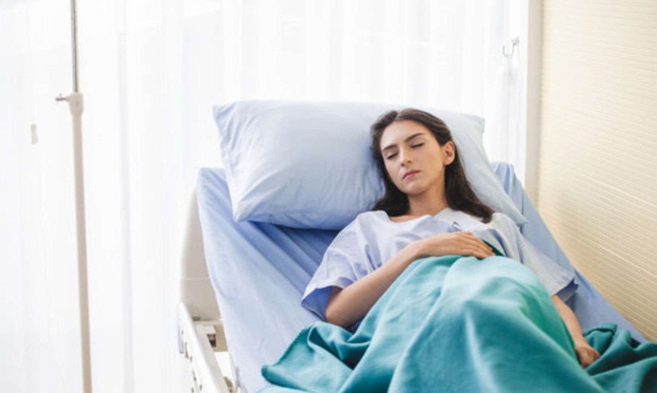 أسباب إصابة النساء بالالتصاقات