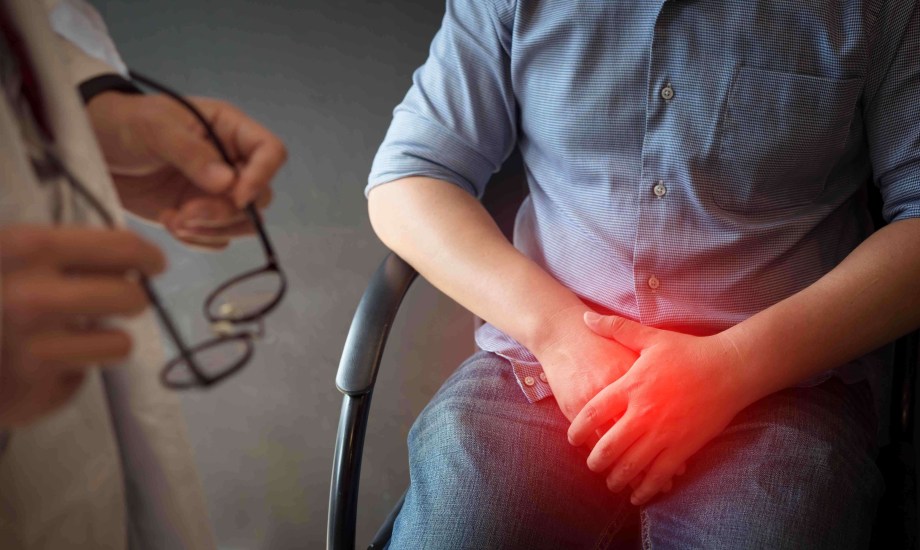 أعراض الإصابة بضمور الخصية