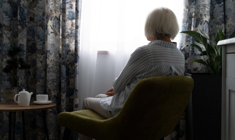 الوحدة تهدد حياة كبار السن