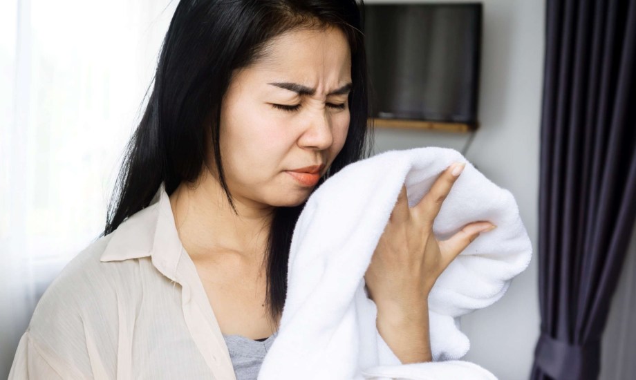 متى يجب غسل مناشف الحمام