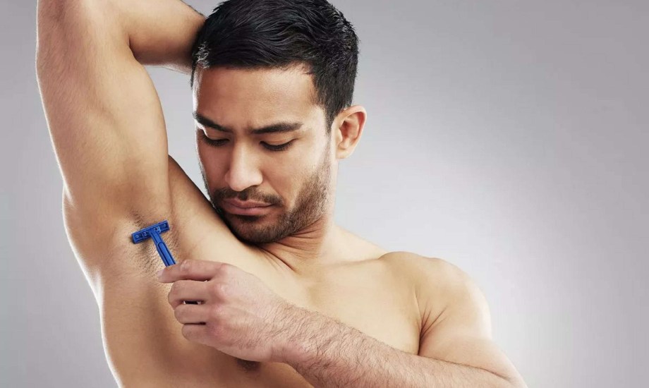 فوائد حلاقة شعر الإبطين