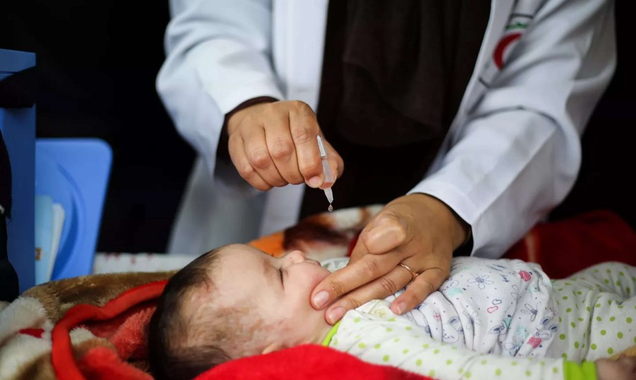 تطعيم ضد شلل الأطفال