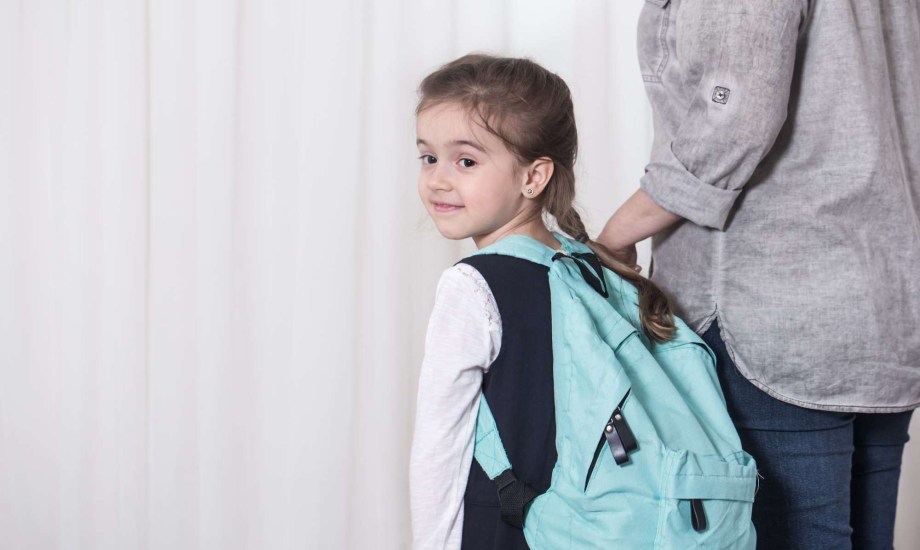 5 أضرار صحية لحقيبة المدرسة الثقيلة