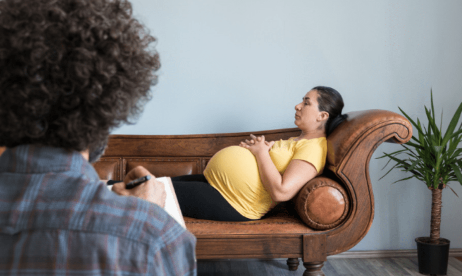 التنويم المغناطيسي أثناء الحمل