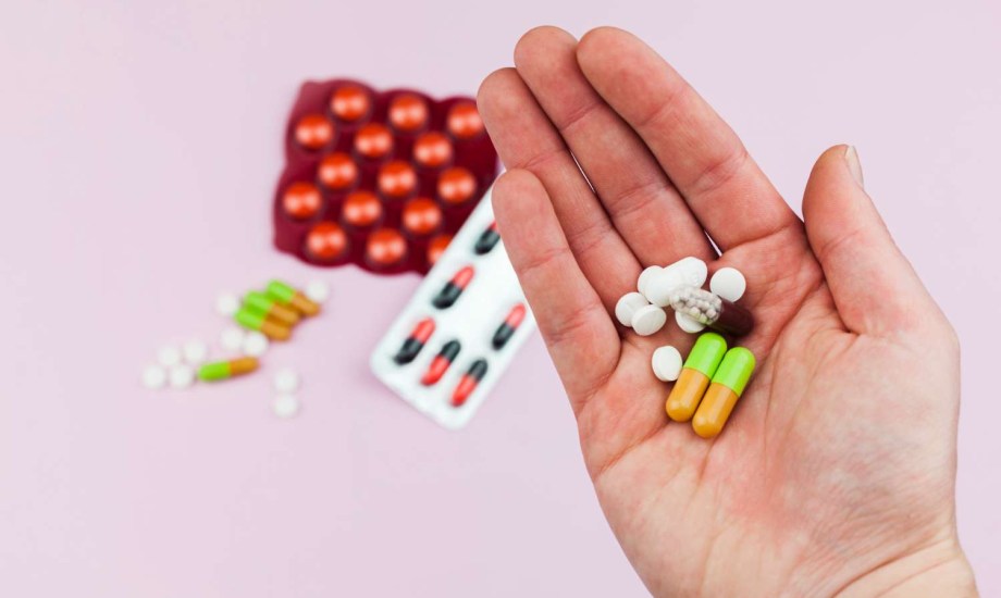 أدوية تسبب التهاب الكبد واليرقان