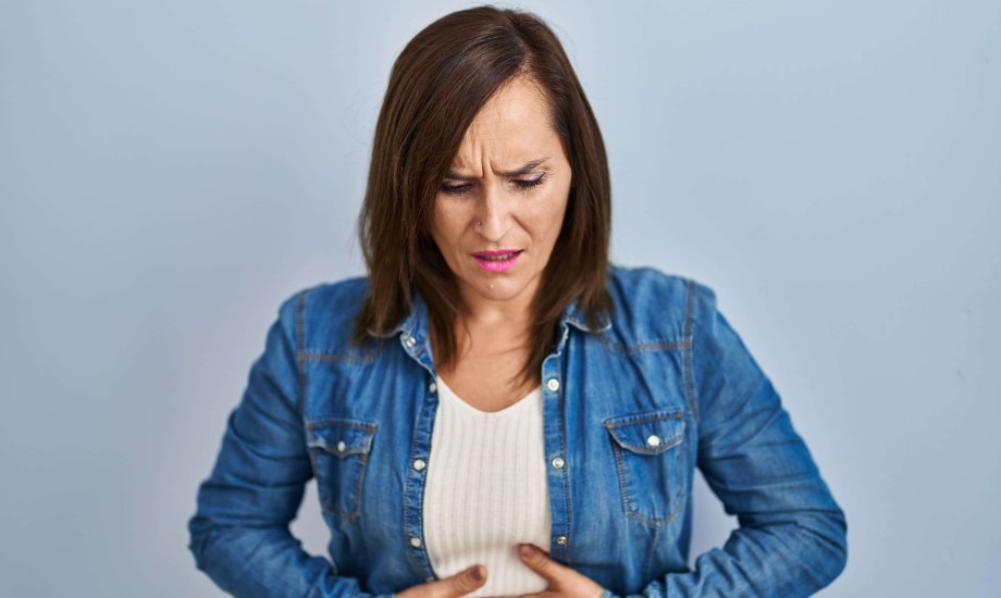 عسر الهضم.. أسبابه وأعراضه