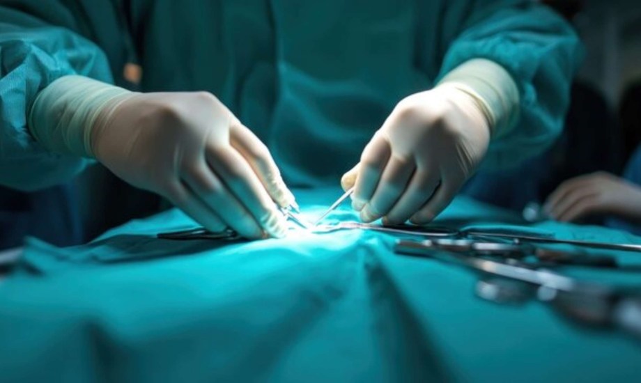 الآثار الجانبية ومضاعفات استئصال المرارة