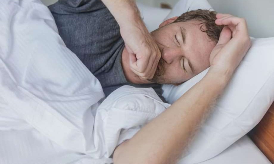 أسباب تفاقم ارتجاع المريء أثناء النوم