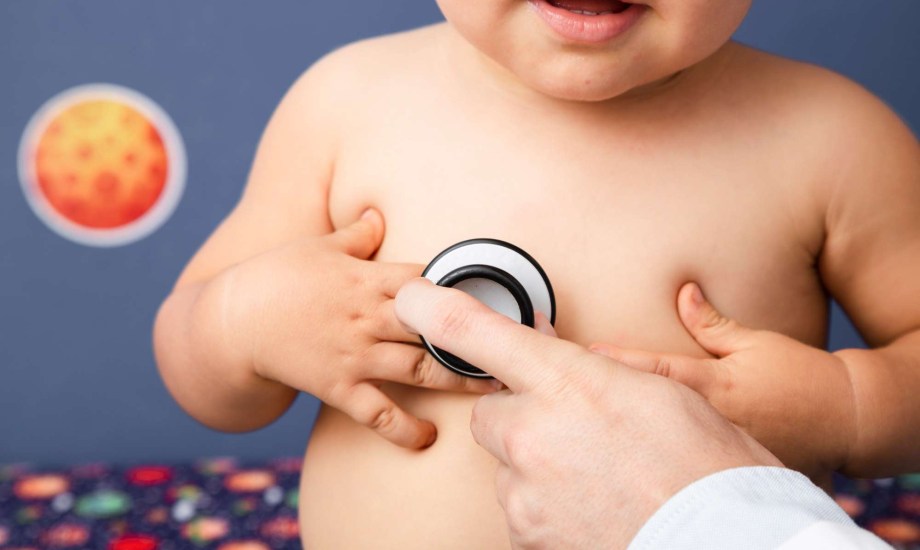 تشخيص عيوب القلب الخلقية لدى الأطفال