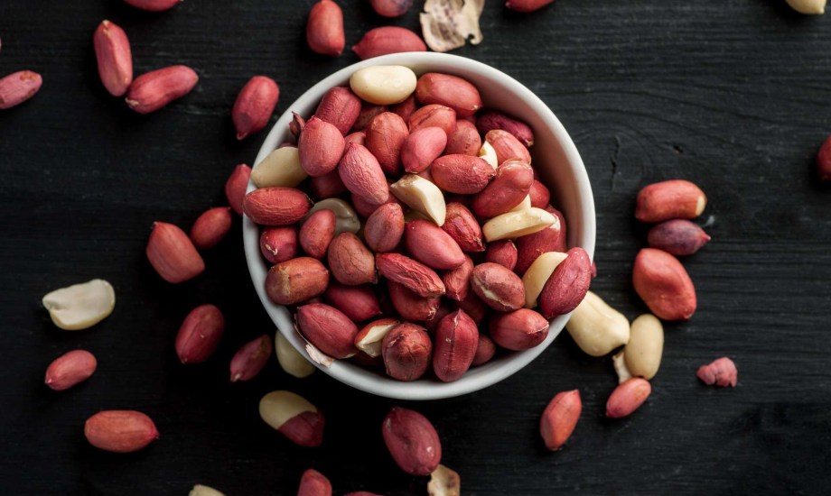 فوائد الفول السوداني للبشرة