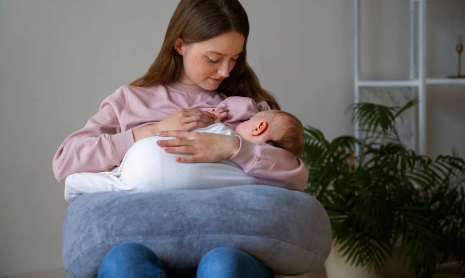 مخاطر الرضاعة الطبيعية أثناء علاج سرطان الثدي