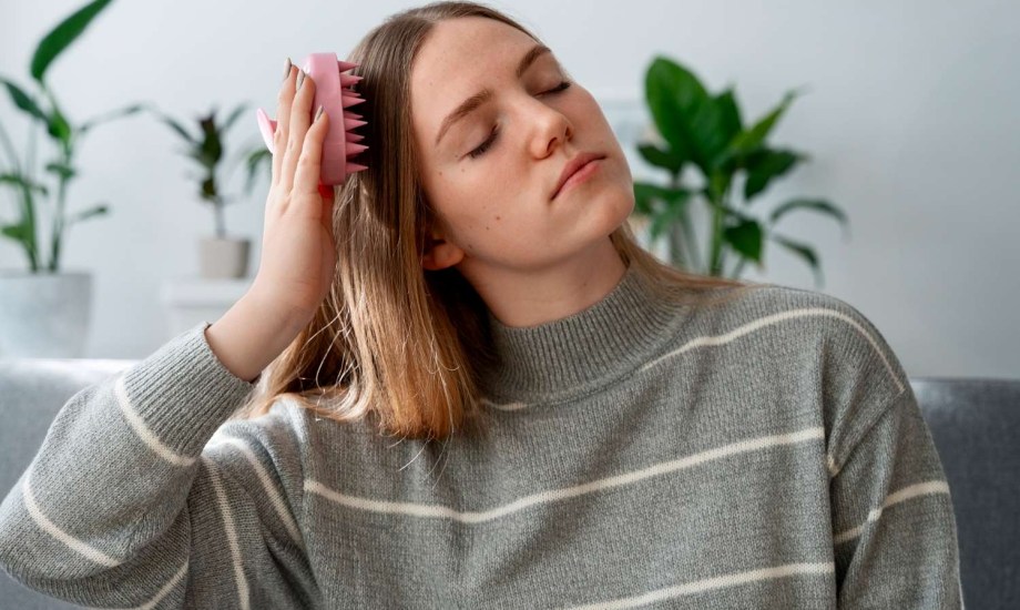 فوائد تدليك فروة الرأس