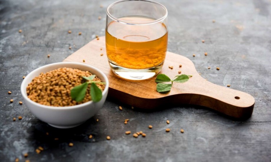 فوائد شرب الحلبة وآثارها الجانبية 