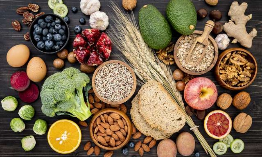 هل الامتناع عن تناول الكربوهيدرات تمامًا أمر صحي؟