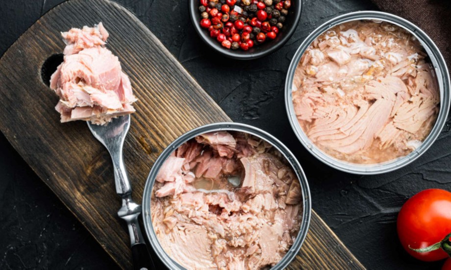 فوائد التونة المعلبة ومخاطرها