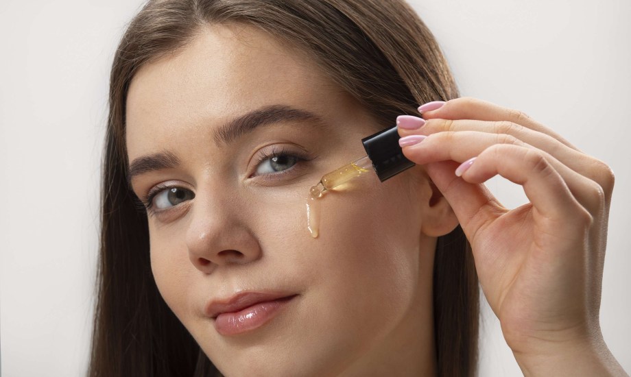 فوائد زيت الخروع للبشرةللبشرة