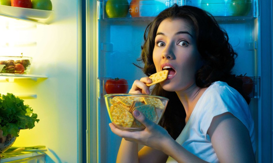 أسباب الشعور بالجوع عند الاستيقاظ