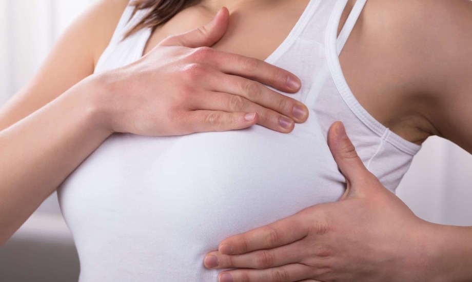 مضاعفات جراحة ترميم الثدي