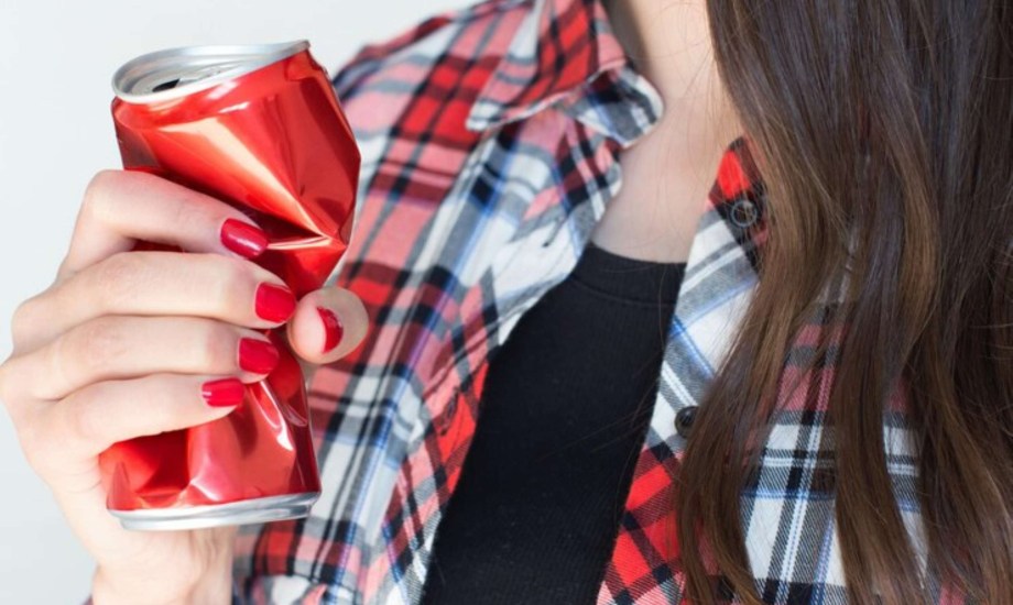 تأثير المشروبات الغازية على تقلصات الدورة الشهرية