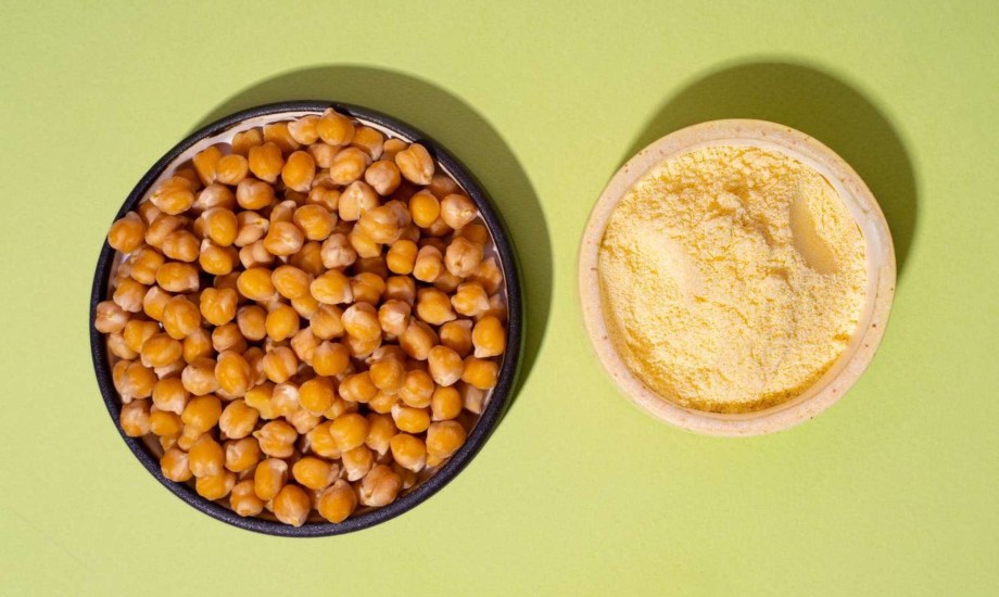 فوائد دقيق الحمص للشعر