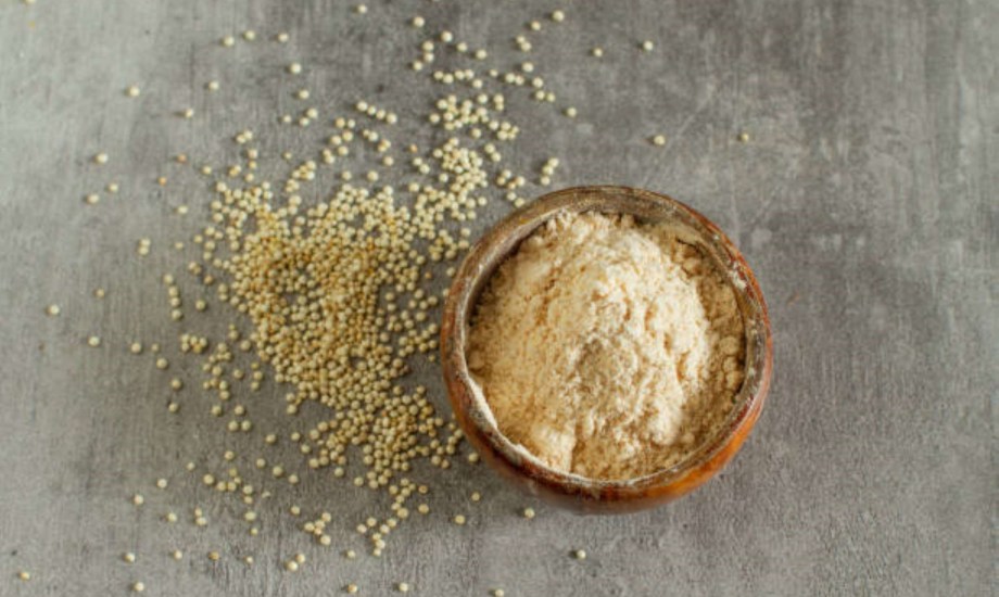 فوائد دقيق الكينوا وآثاره الجانبية