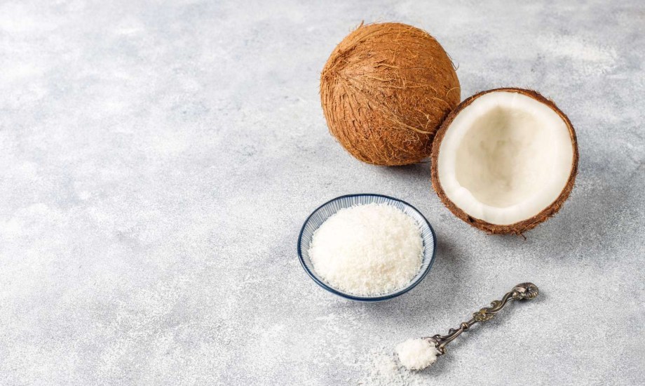 فوائد دقيق جوز الهند للبشرة