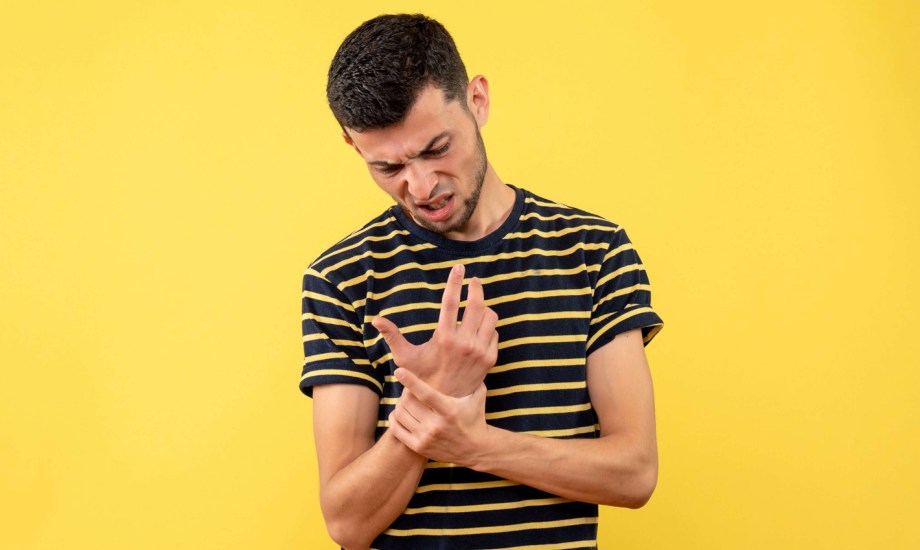 علاجات منزلية لتخفيف أعراض تورم الأصابع