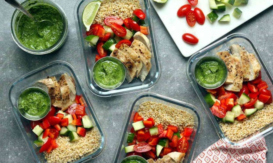 نصائح لتناول وجبة صحية خارج المنزل لمرضى السكري