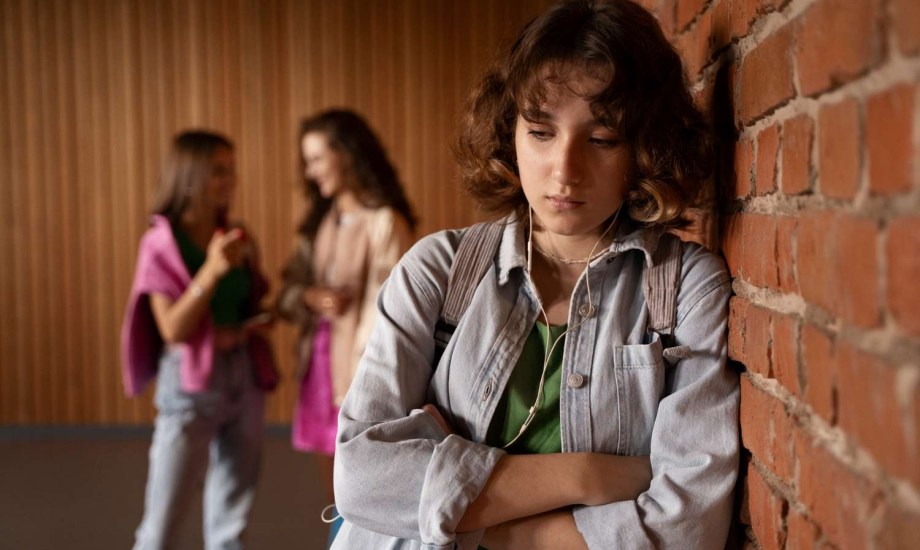 مشكلات يتعرض لها المراهقون